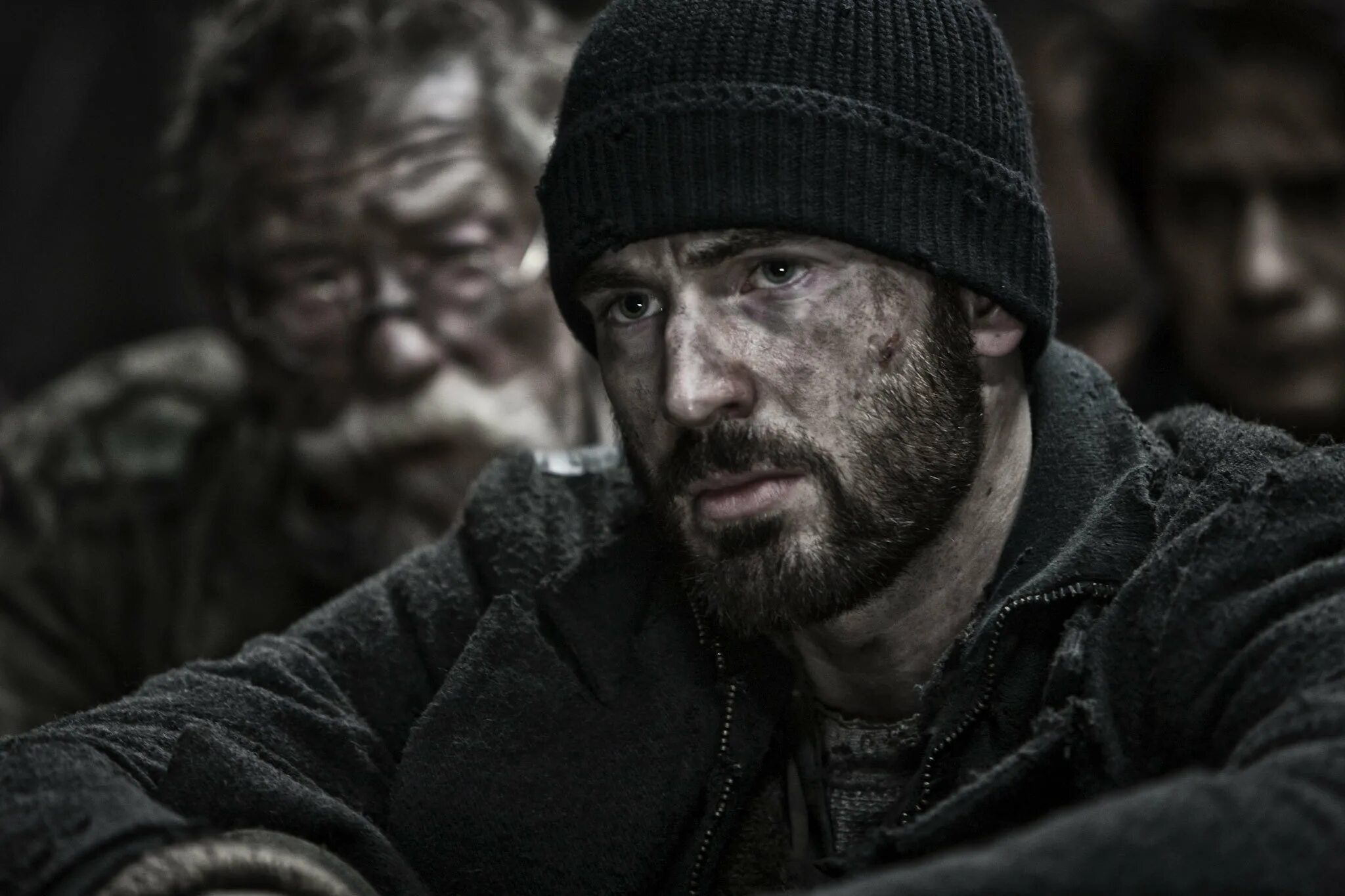 Chris Evans Snowpiercer. Сквозь снег 2013. Сквозь снег Пон Чжун-Хо 2013. 20 декабрь 2013