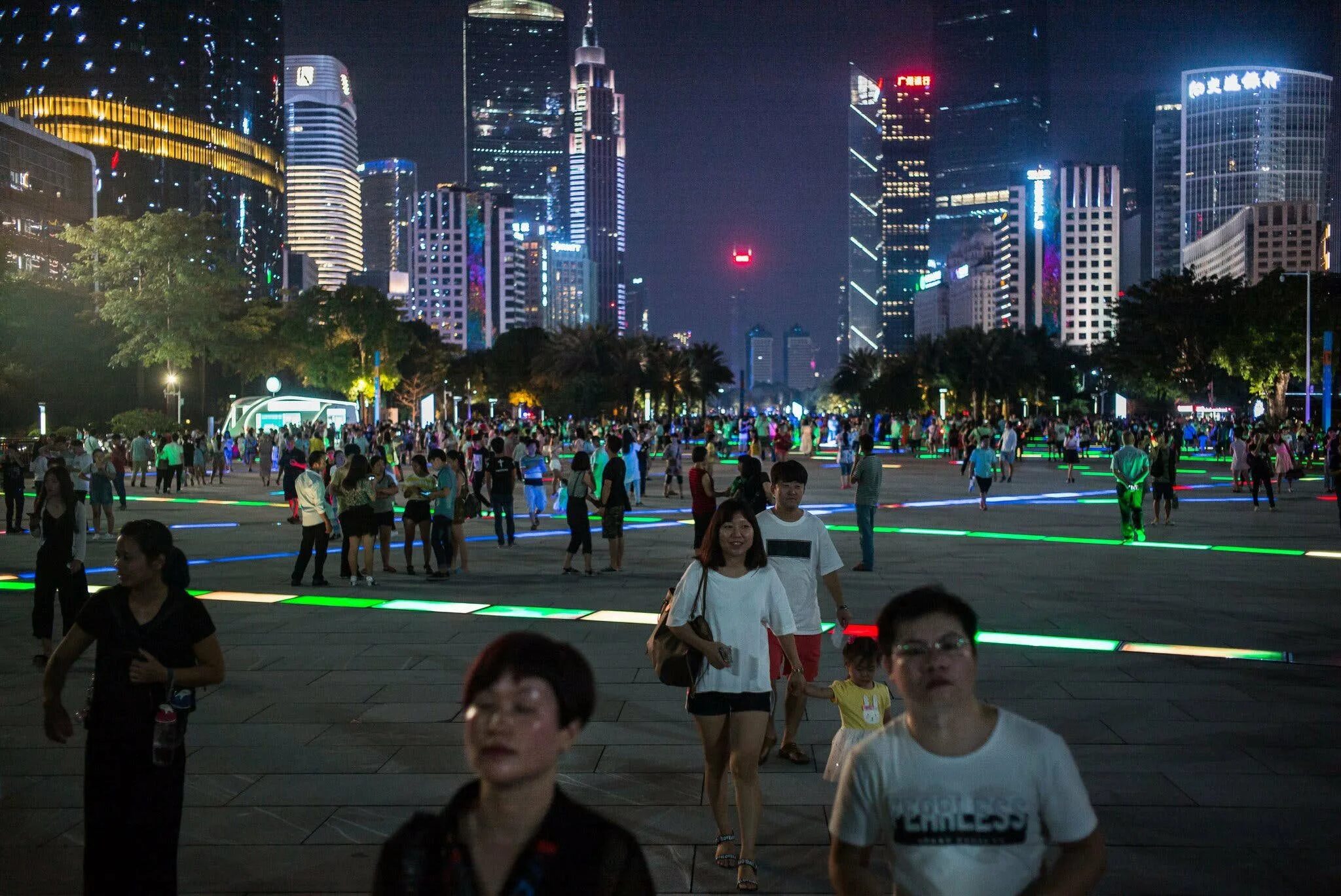 Выставка в гуанчжоу 2024 в апреле. Гуанчжоу бизнес. Guangzhou park. Гуанчжоу население 2023. Время в гуанчжоу сейчас.
