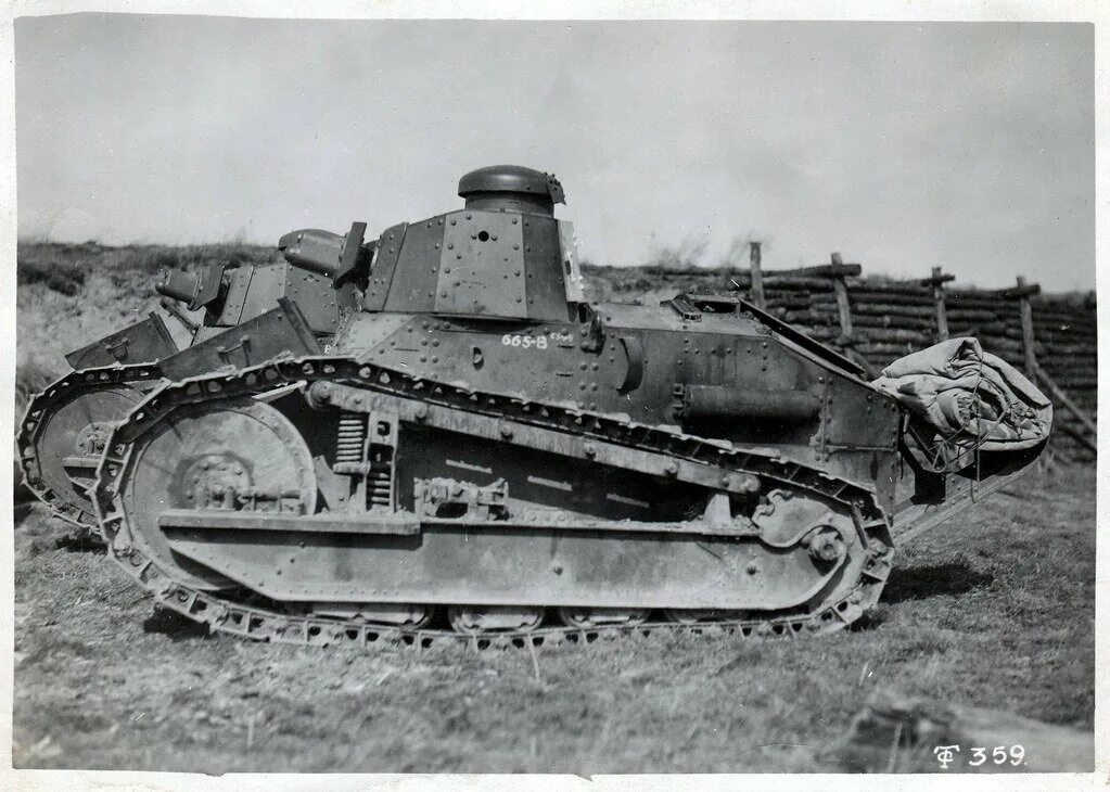 Renault ft 1917. Renault ft 1918. Американский танк м1917. Танк Рено ФТ-17. Первые американские танки