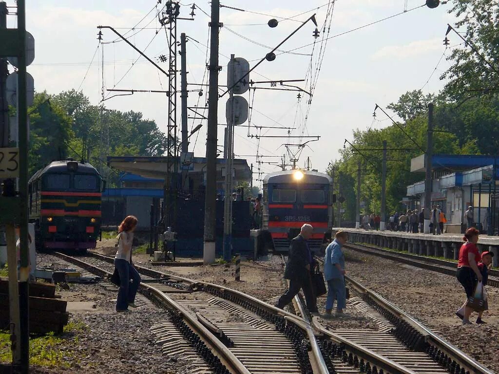 Платформа перловская на карте. Химки и мытищи на карте. Королева мытищи электричка. Пушкино-электроугли на карте. Мытищи и королев на карте.