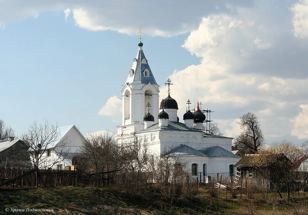 Церковь воскресения словущего, село битягово. Село битягово домодедовского. Битягово. Серафимо-знаменский скит. Родник битягово домодедово.