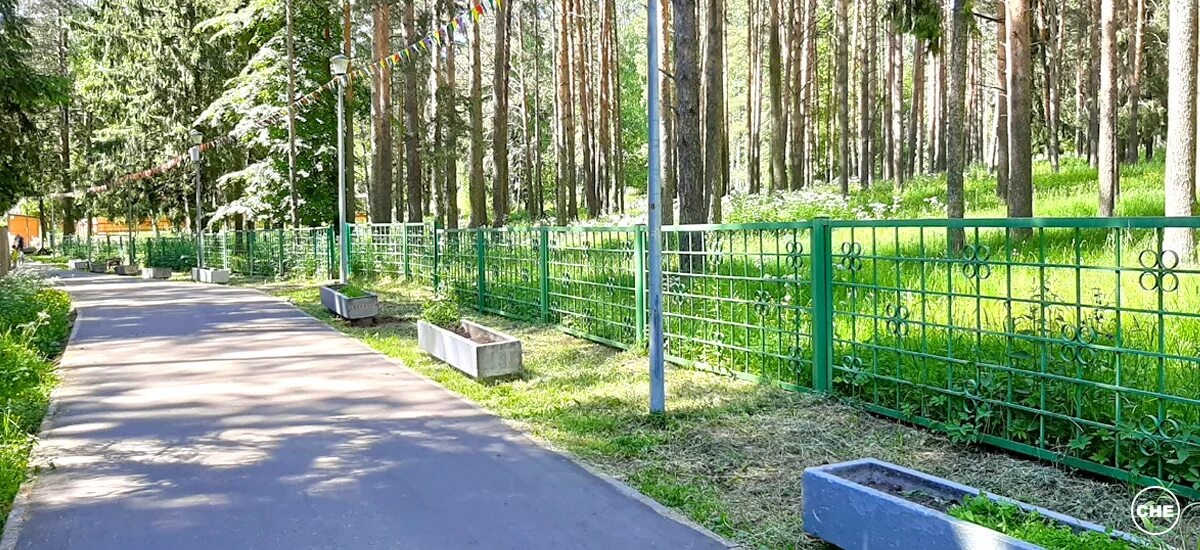 Парк кирово-чепецк. Комсомольский парк кирово чепецк. Парк кирово-чепецк. Зоопарк в кирово чепецке. Кирово чепецк благоустройство территории парки.