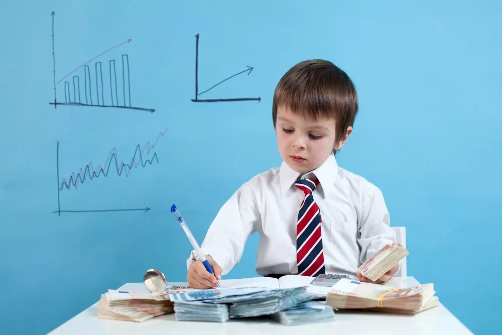 бизнес для подростков. какой бизнес открыть ребенку. ребенок бизнесмен. юный бизнесмен. школьник бизнесмен.