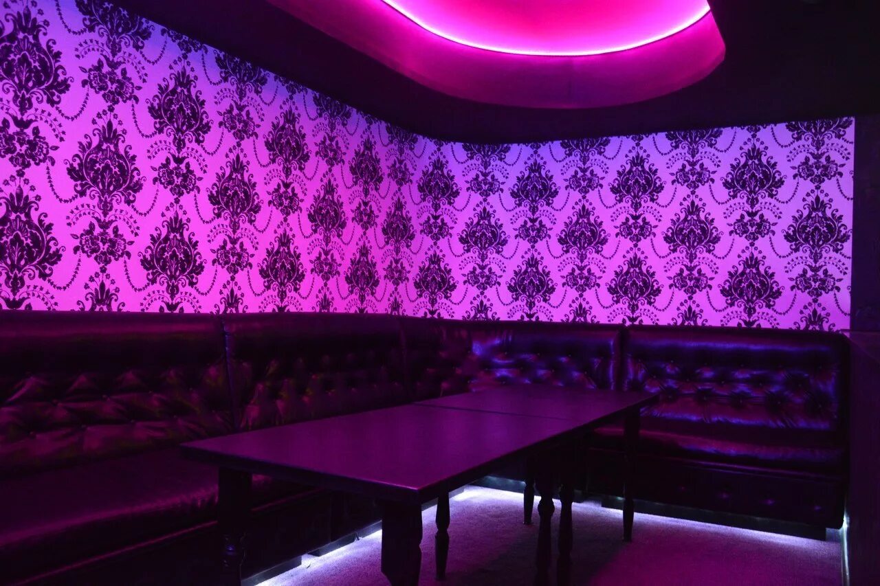 Даймонд бар. Клуб diamond. клуб diamond находка. клуб даймонд сыктывкар. diamond club северный.