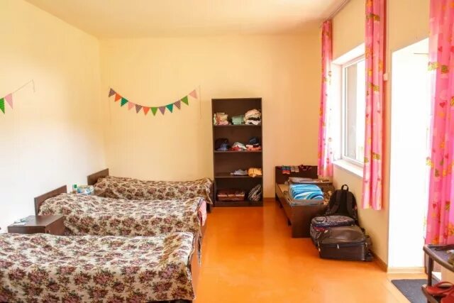 Дол горный орленок алтай. Горный орленок. Горный орлёнок лагерь в горном алтае. Горный орленок алтай. Орлёнок лагерь в горном алтае.