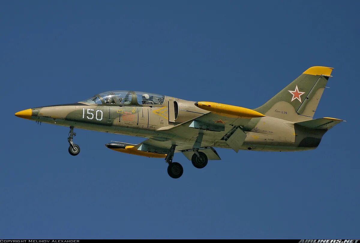 Л39 альбатрос. Л39 альбатрос. Л-39 самолет. Л39 альбатрос. Aero l-39 albatros.