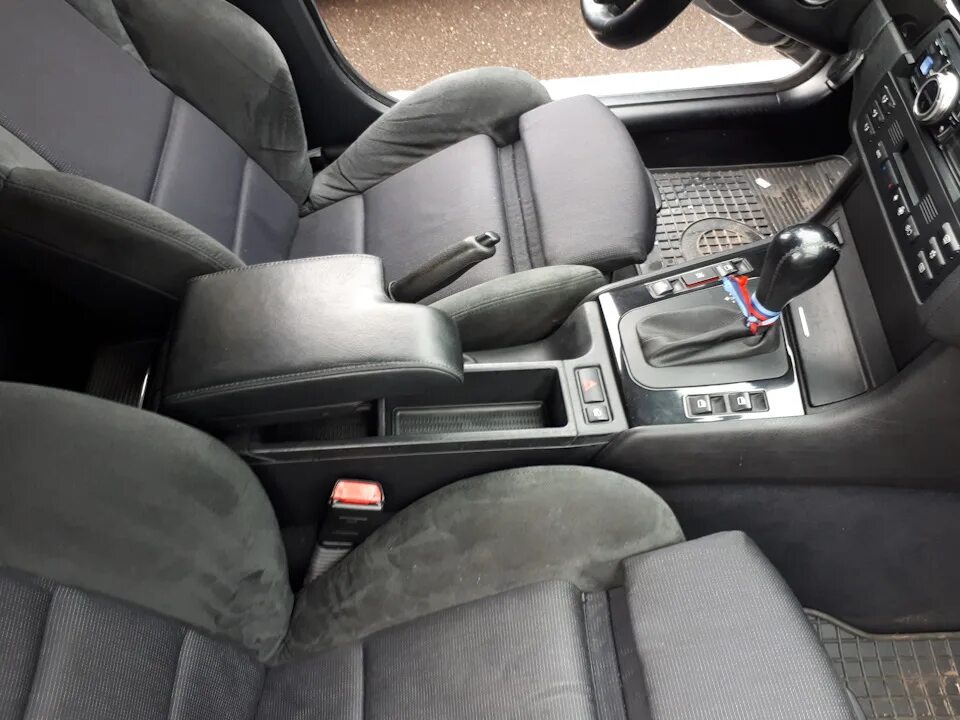 Подлокотник бмв е46. Подлокотник бмв е46. Подлокотник bmw e30. Подлокотник альпина бмв е34. Подлокотник bmw e46.