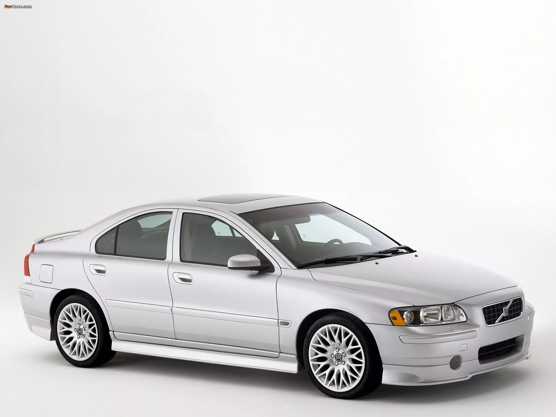 Вольво s60 2004. Volvo s60r. S60 2004. S60 2004. Volvo s60 r design 2008.