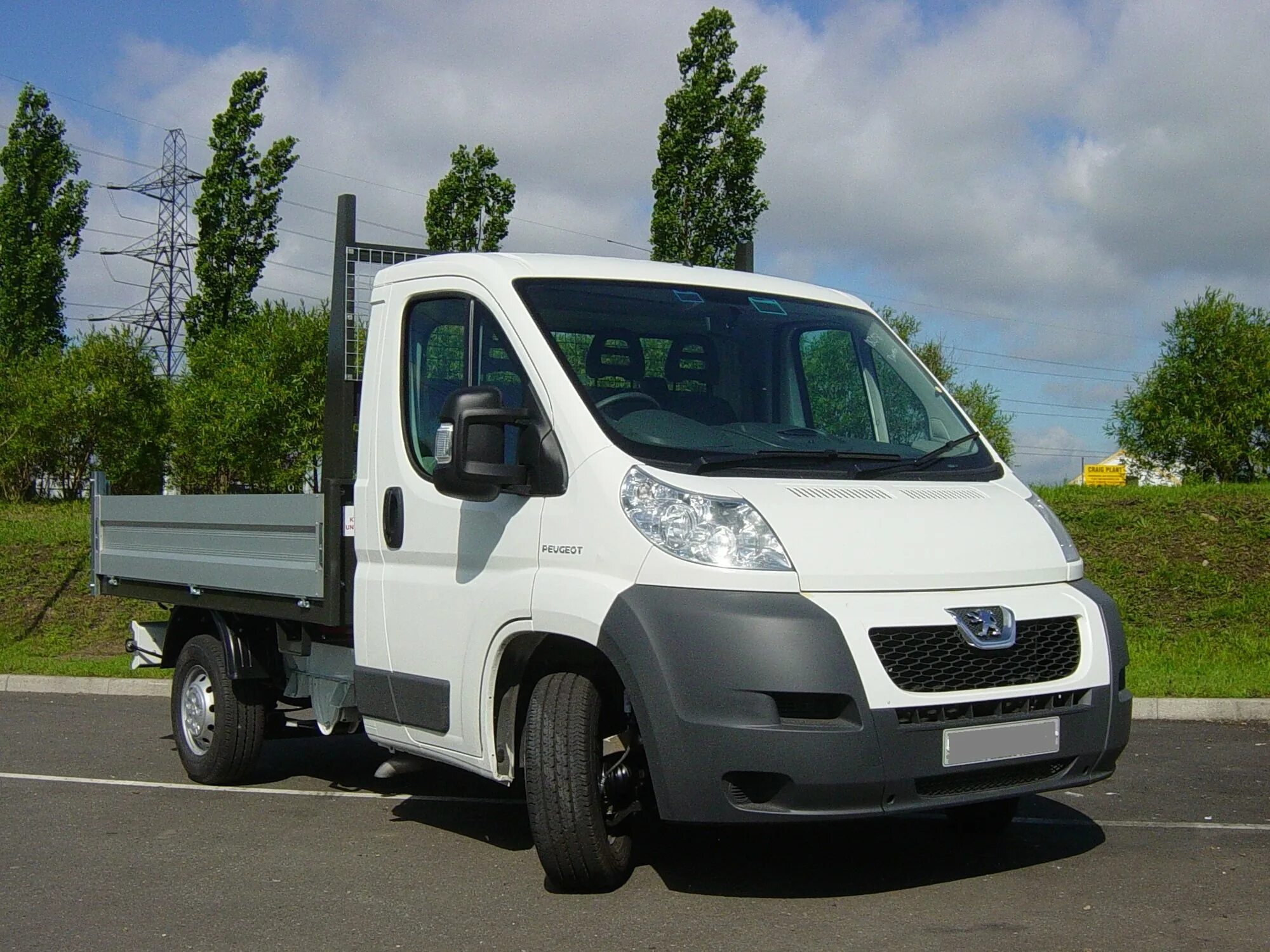 Купить пежо боксер 2. Пежо боксер 3 грузовой. Пежо боксер шасси. Peugeot Boxer фургон. Peugeot Boxer грузовой фургон.