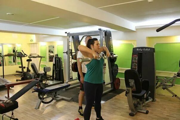 фитнес клуб лидер народная. спортплощадки сосновый бор. лидер сосновый. лидер сосновый. такси лидер сосновый бор.