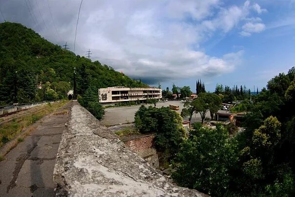 Старые гагры частный. Абхазия старые горки.