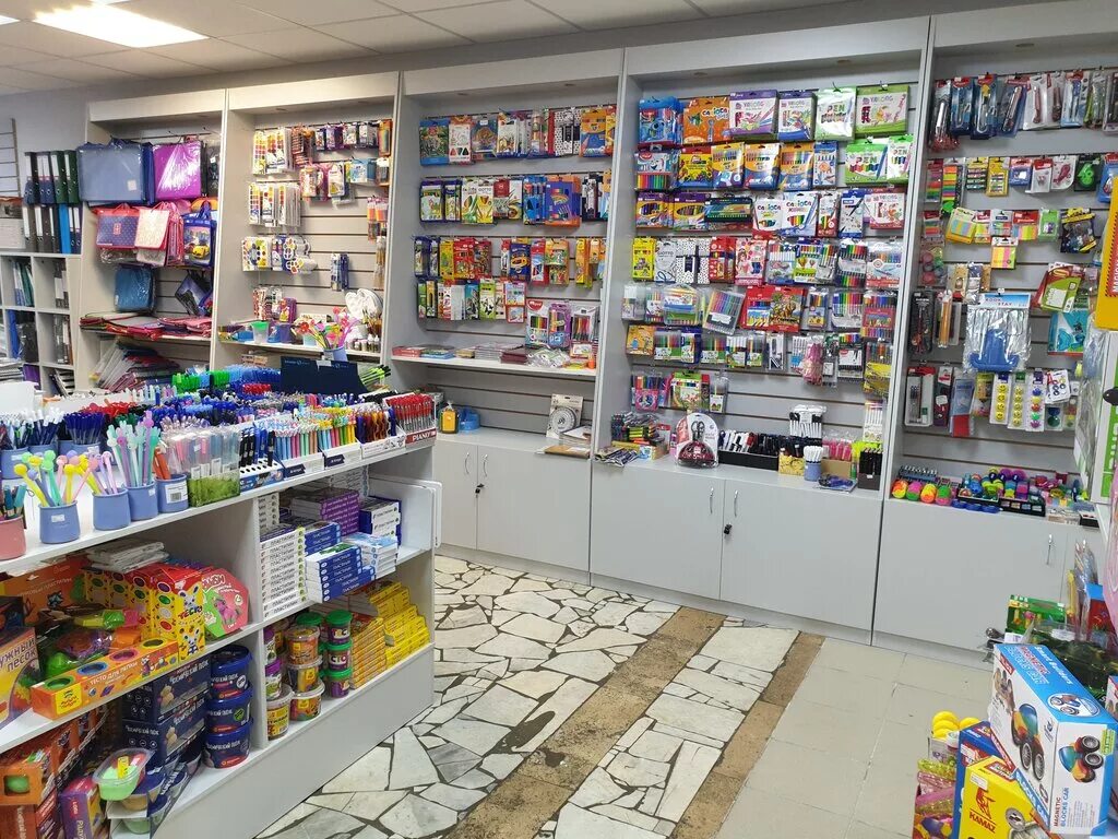 Оборудование для магазина канцтоваров. Склад магазин канцтовары севастополь ул шабалина. Канцелярский магазин. Канцелярский магазин казань. Магазин канцелярских товаров.
