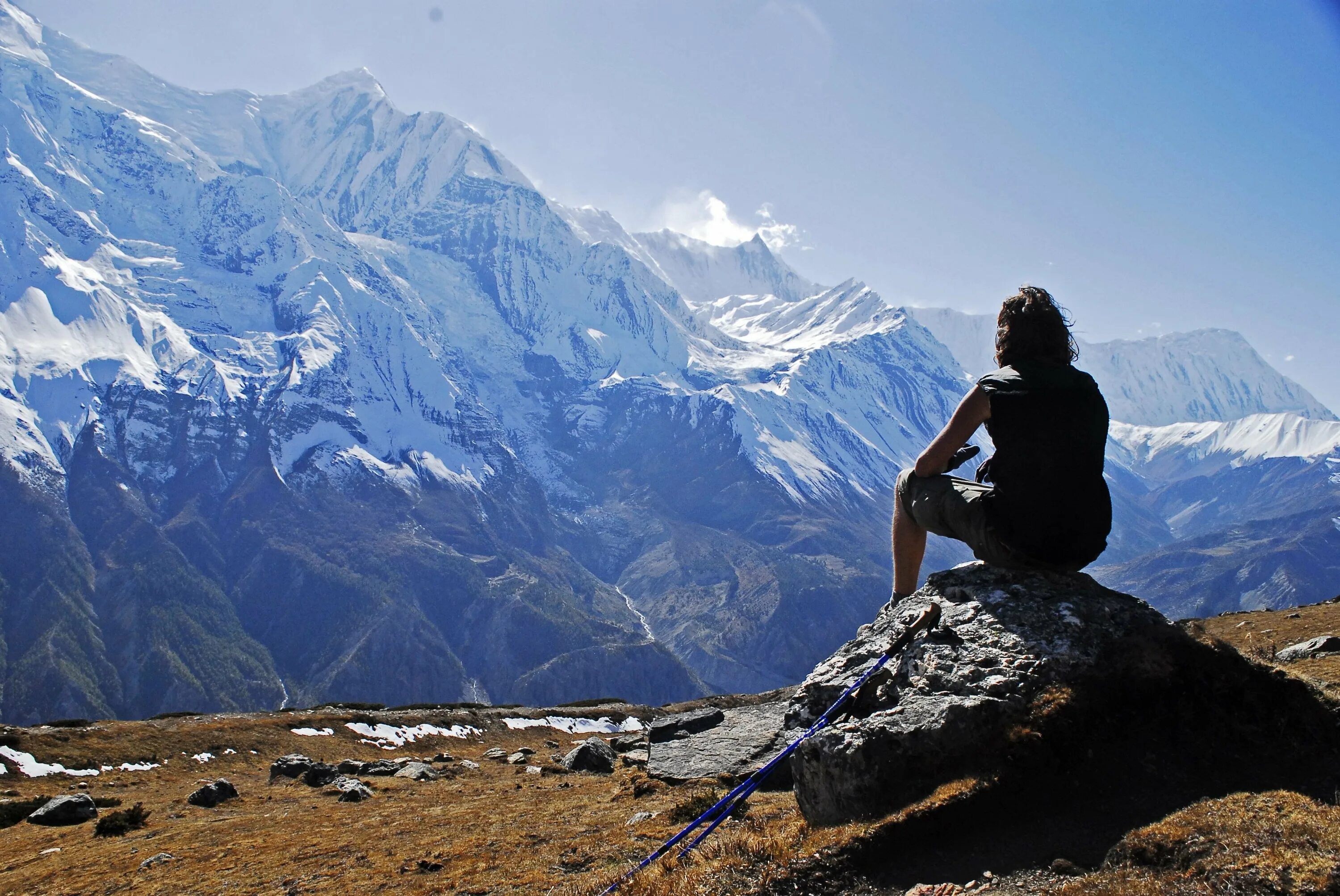 Условия жизни человека в горах. Непал Гималаи. Долина Катманду Гималаи. Непал Гималаи медитация. Сарахан Гималаи.