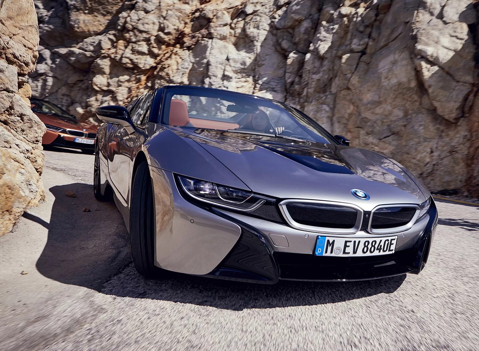 Б в ай 8. БМВ ай 8 купе. БМВ ай 8 родстер. BMW i8 Roadster 2020. 2019 BMW i8 Roadster.