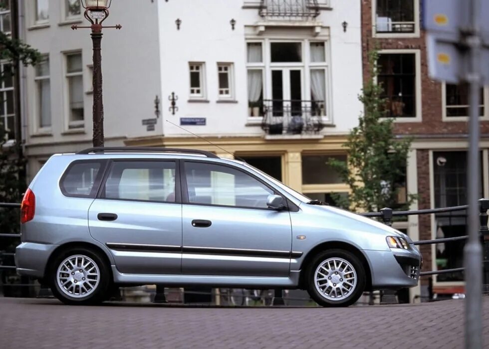 6 мт, 2002. Mitsubishi space star 1. Mitsubishi space star 2002 подвеска. 3. Mitsubishi space star 2002.