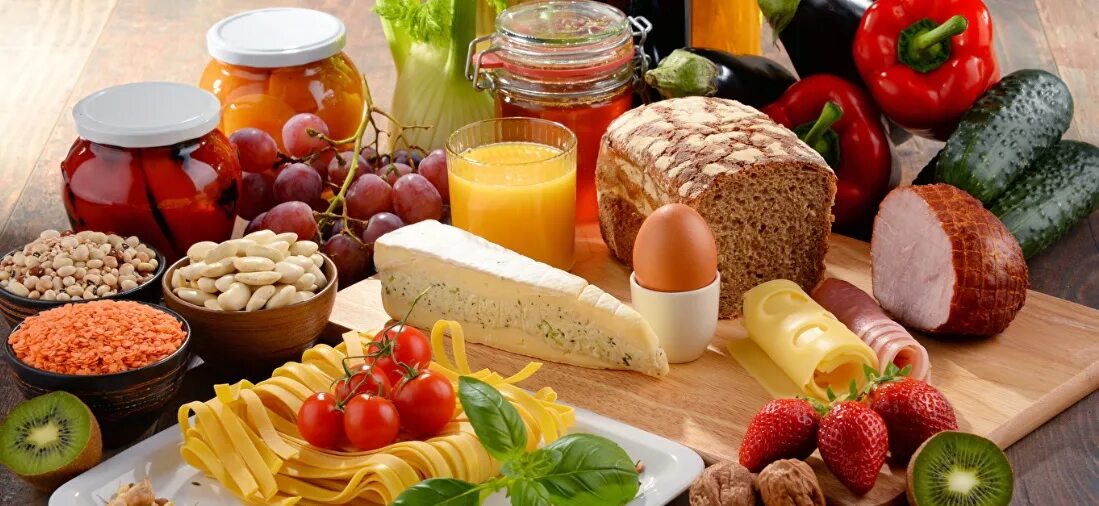 Функциональные продукты это. 8 главных продуктов. Сочетание продуктов в салатах. Сочетание продуктов для бутербродов. Набор продуктов для похудения.