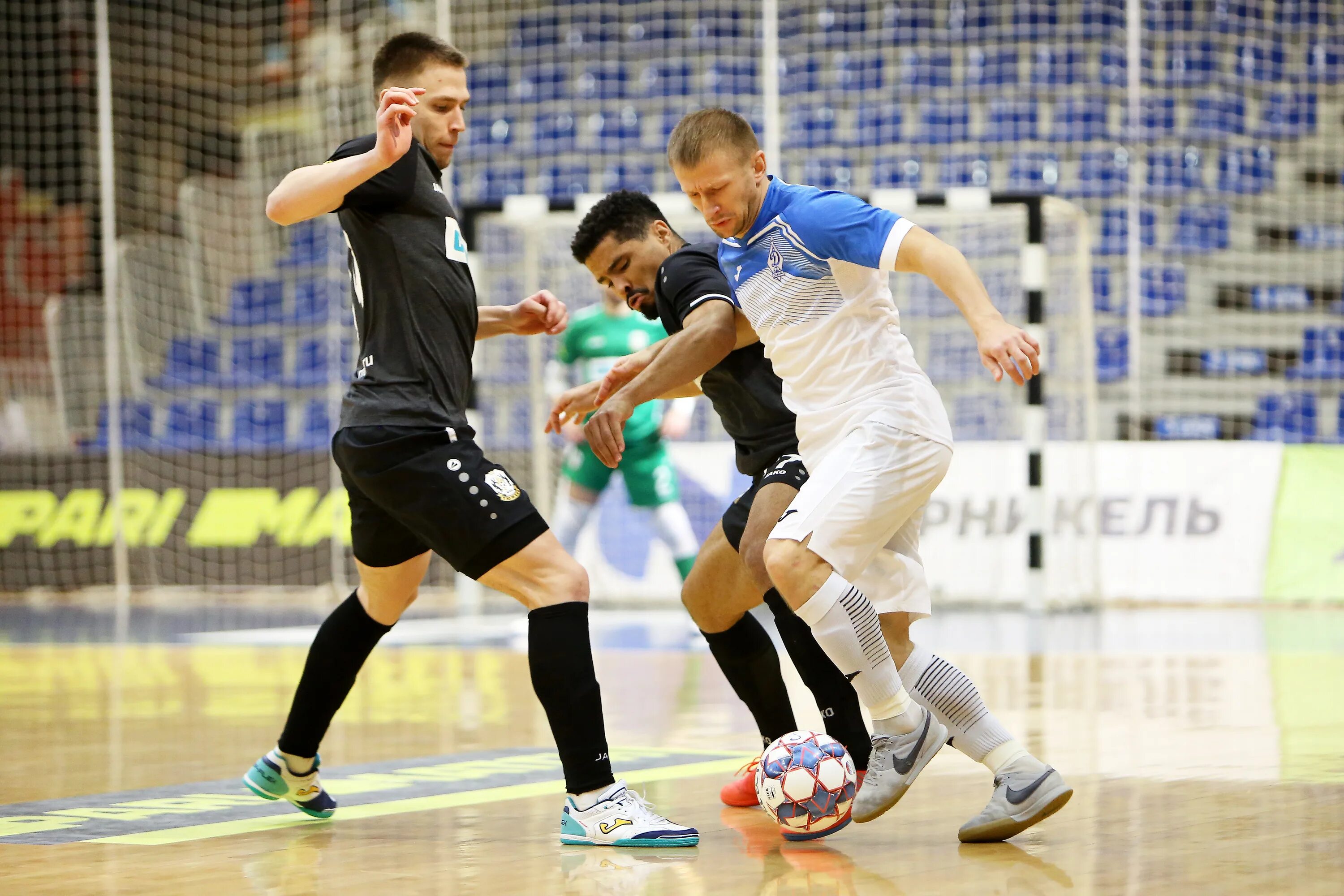 мфк тюмень матчи