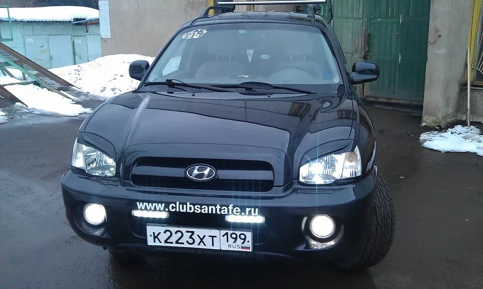 Фары на санта фе классик. Фары hyundai santa fe 1. хендай санта фе 2002. реснички hyundai santa fe 2005. фары hyundai santa fe classic.