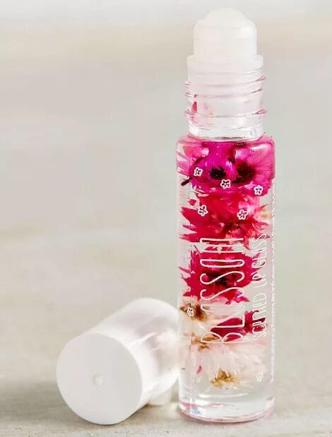 Бальзам blossom. Eveline бальзам для губ extra soft cherry blossom. Cherry blossom бальзам для губ. Блеск для губ favor beauty scented lip gloss. Бальзам blossom.