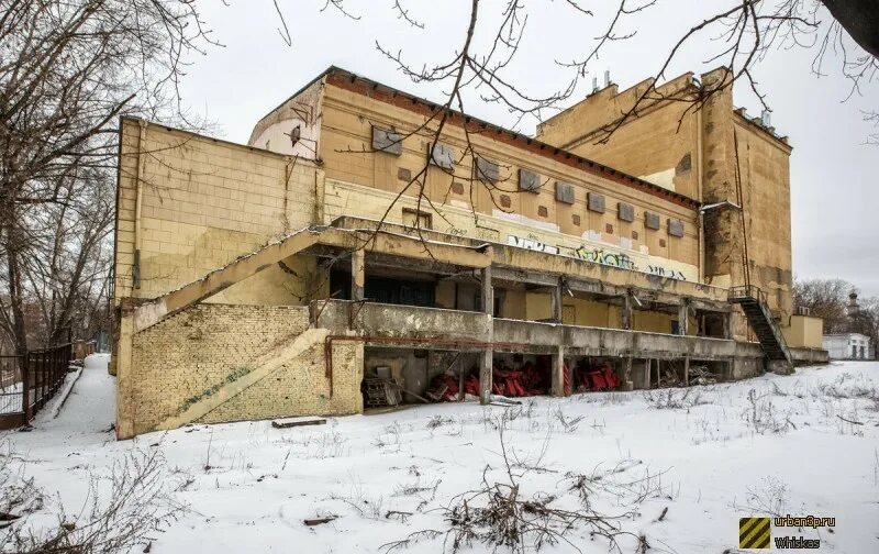 Дворец культуры завода серп и молот Москва. Заброшенный ДК площадь Ильича. Заброшенный ДК серп и молот. ДК завода серп и молот на Волочаевской. Дк серп и молот москва