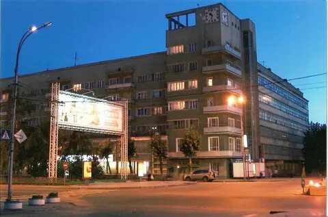 Дом под часами