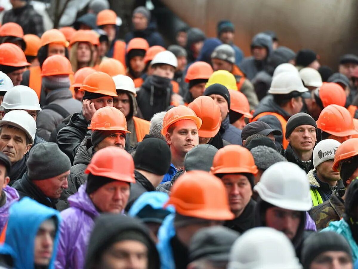 Увольнение бастующих 6 букв. Забастовка. Забастовка рабочих. Бастующие рабочие. Забастовка рабочих в России.