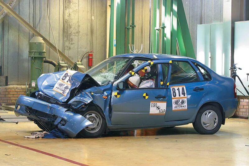 Краш тест лады. Краш тест лада гранта кросс. Краш тест лады. Lada kalina краш тест. Краш тест лады.