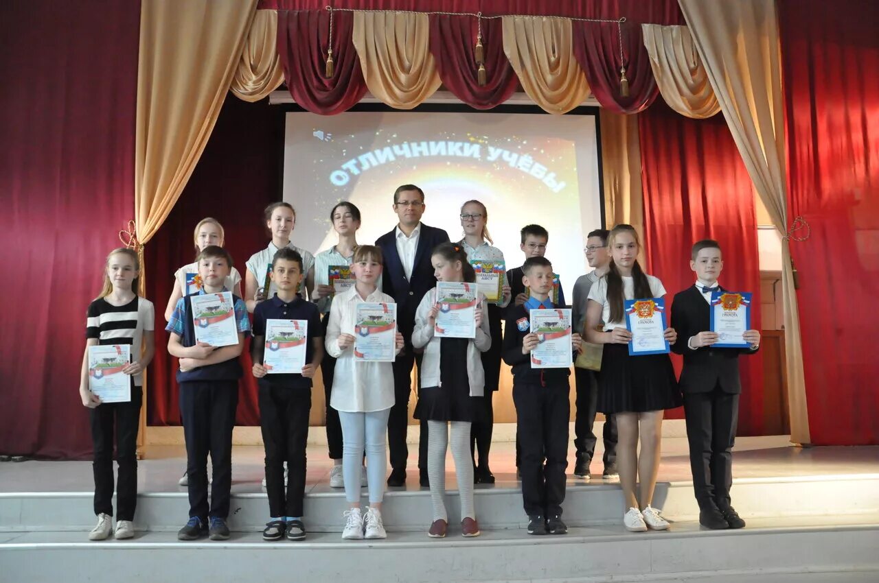 всеволожск ленинградская область школа 4. моу сош 4 всеволожск. моу сош 4 всеволожск официальный сайт. школа 3 всеволожск. моу сош 4 школа в всеволожске.