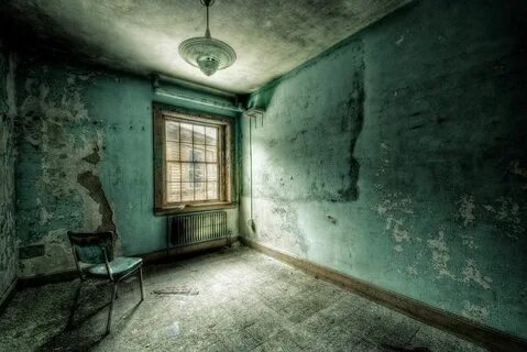 Empty 13