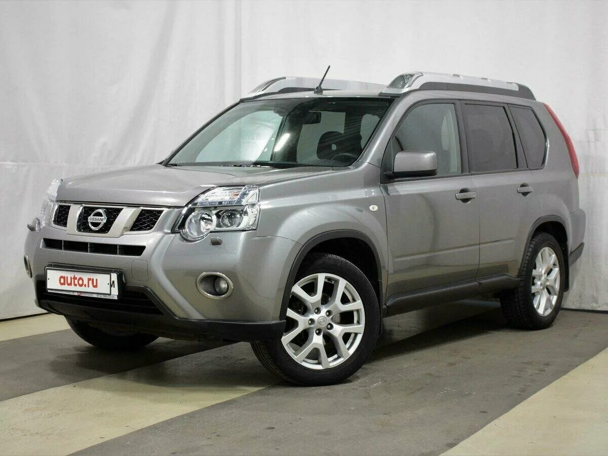 X trail б у купить. Nissan x-Trail 2013. Nissan x-Trail 2013 2. Nissan x Trail 2013 года. Ниссан x Трейл 2013.