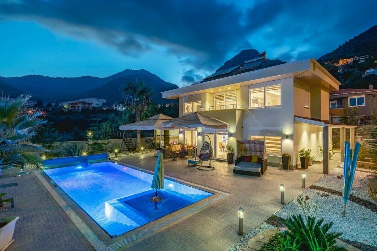 Виллы в турции у моря. Аланья вилла у моря. Бодрум турция виллы. Вилла в турции. Бассейн вилла турции.