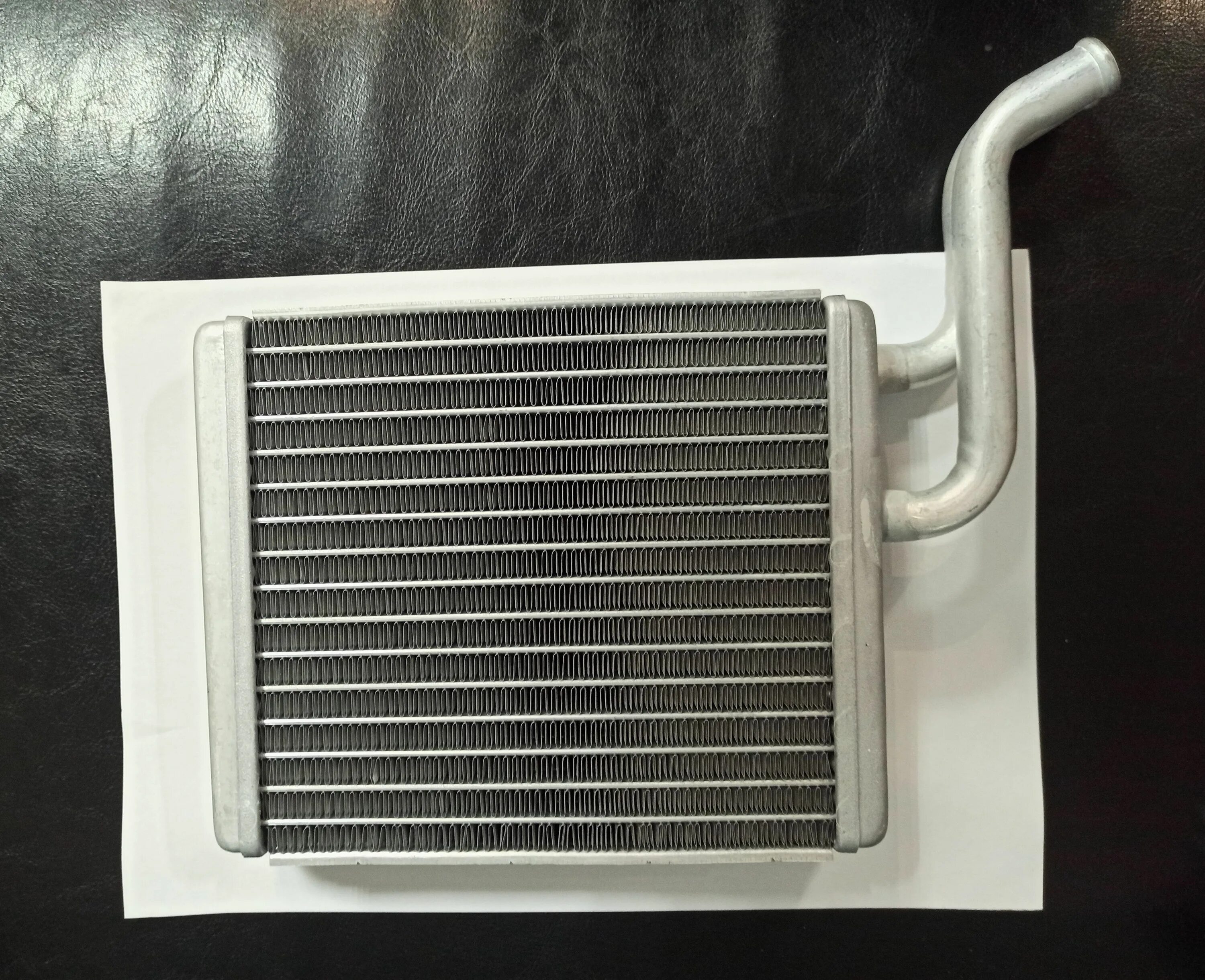 Great wall 8101100-k00. Great wall 8101100-k00. Радиатор печки hover h3. Радиатор отопителя ховер. Радиатор печки hover h5.