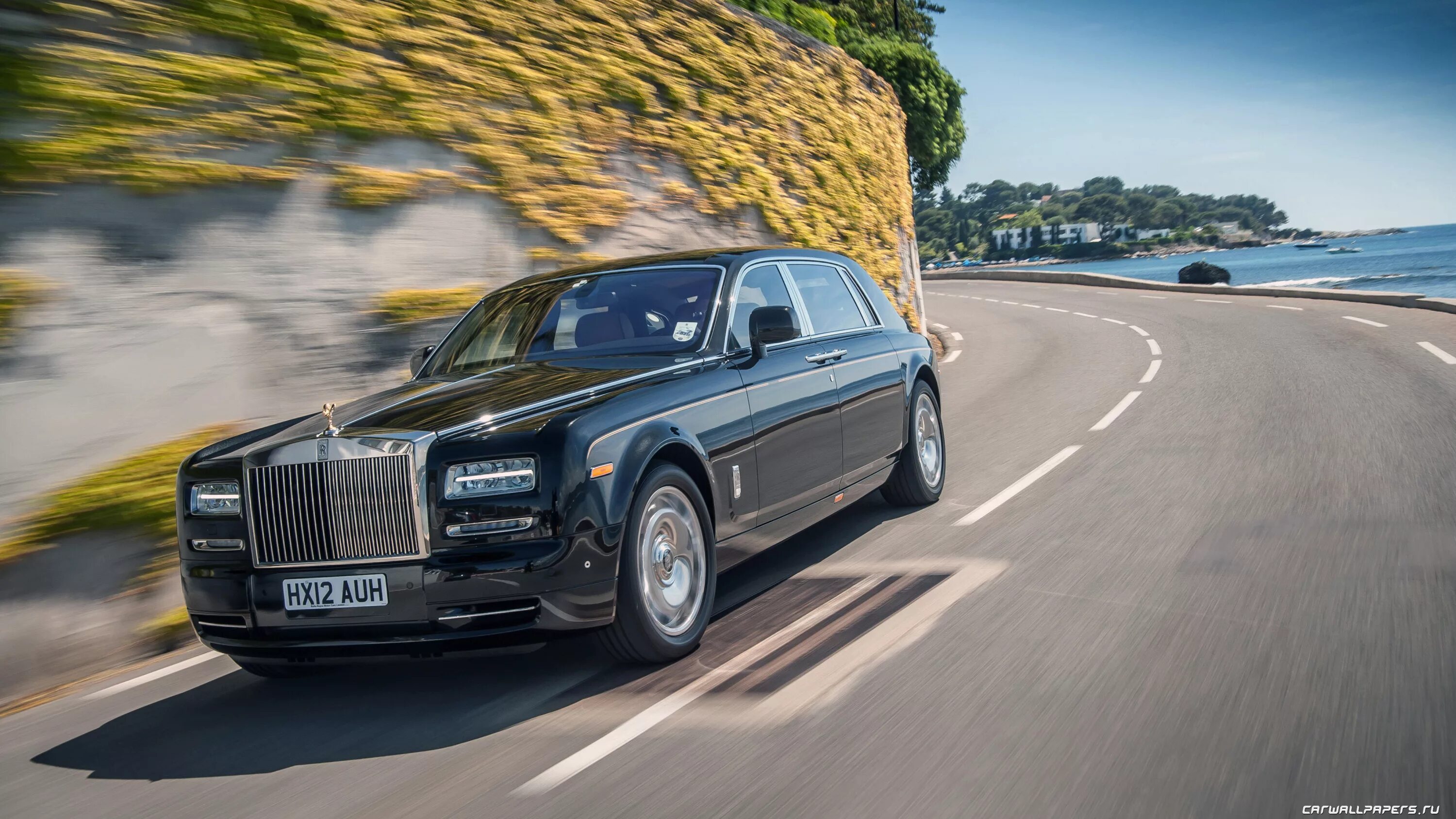 Роллс ройс драйв. Rolls Royce Phantom EWB. Rolls Royce Пульман. Rolls Royce Phantom EWB 2012. Роллс Ройс Фантом 2012.