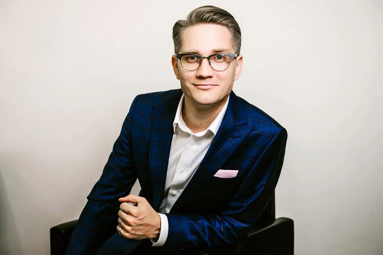 Alexander shepherd. Пастухов александр александрович. Джо александр шепард. Alexander shepherd. Оператор александр пастухов.