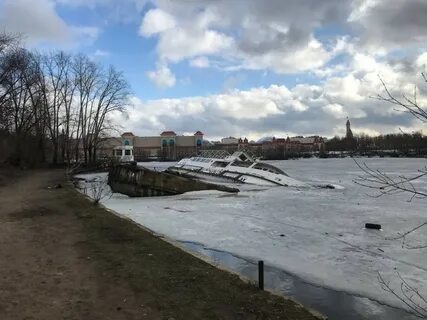 Лед на москве реке