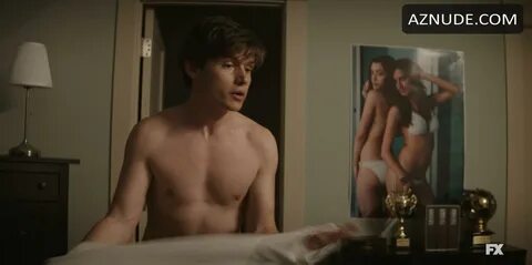 Ник Робинсон Голый.