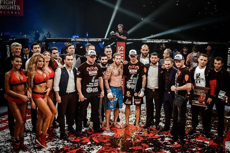 Fight nights. Amc fight nights. Турнир файт найт. Чемпионы fight night. Зияутдин файт найт.