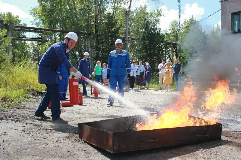 Вакансии северск. Стройотряд северск схк. Работа в северске. Водоканал северск шарафутдинов. Работа в северске.