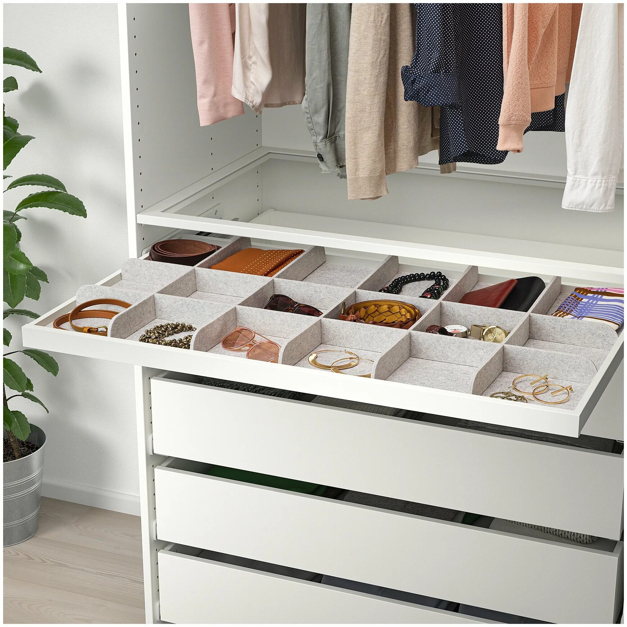 Гардероб 2 х дверный pax bergsbo. Ikea komplement шкаф. Komplement ikea полка. Шкафы комплимент. Ящик komplement ikea.