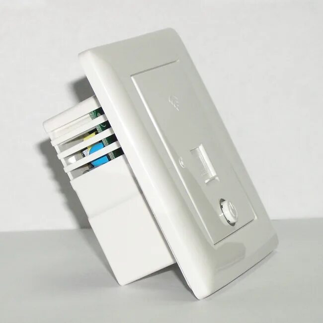 Wifi роутер розетка. Розетка rj45 для wi-fi. розетка для роутера. маршрутизатор через розетку. роутер с розеткой в одном корпусе.