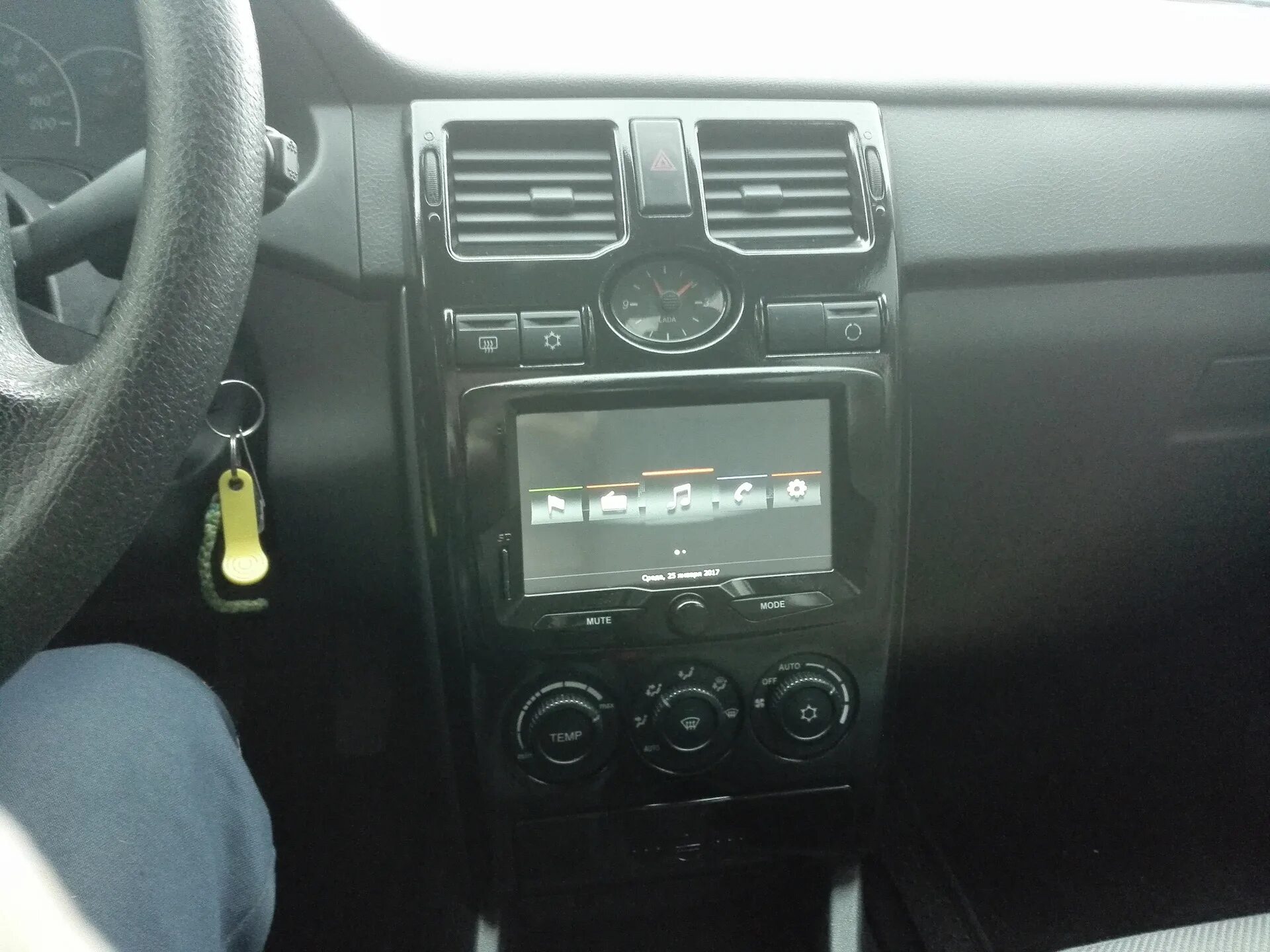 Штатный мафон приора 1 люкс. Ммс приоры. Mmc приора 2. Ммс приоры. Ммс приоры.