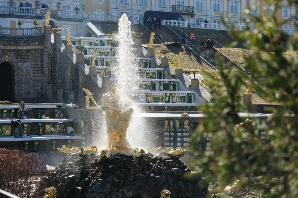 Причины возникновения открытых фонтанов. Фонтанный водовод в петергофе. открытие фонтанов в петергофе. петергоф 2019. пуск фонтанов в петергофе.