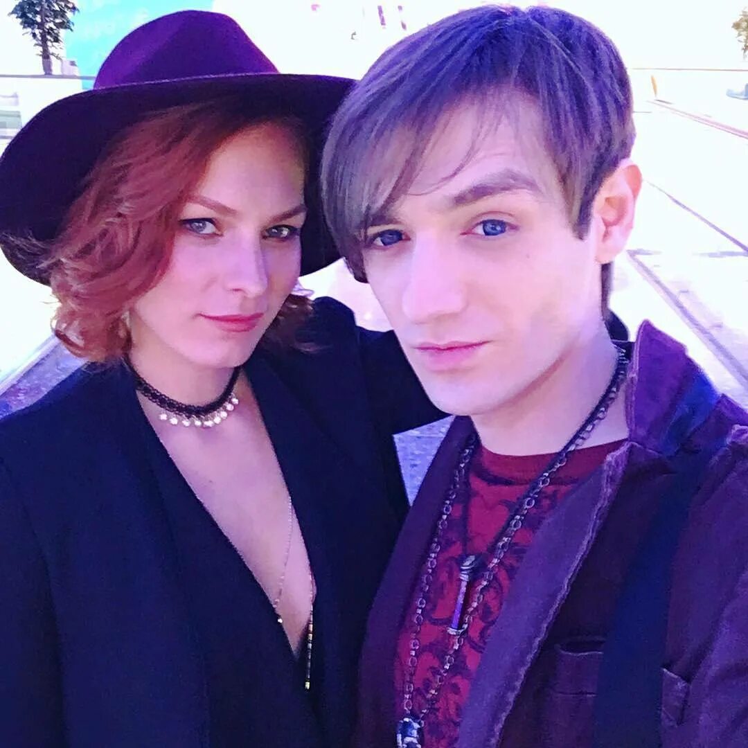 Александр шепс и мэрилин керр. Мерлин керо и александр шепс вместе. Александр шепс и мэрилин керро. Битва экстрасенсов александр шепс и мэрилин керро. Шоу битва экстрасенсов шепс.