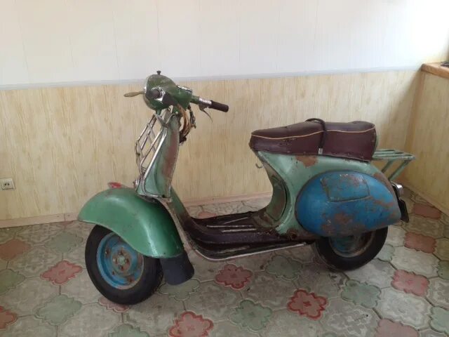 Вятка 150 авито. Мотороллер вятка 1963 год. Вятка вп-150. Вятка вп-150. Вятка 150 авито.