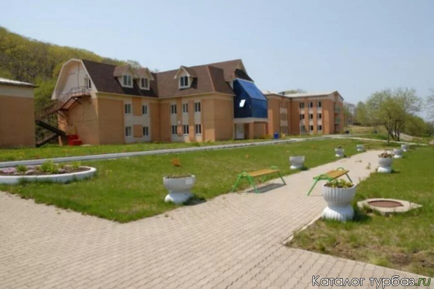 Лучшие лагеря россии. Бухта отряда лагерь находа. Находка приморский край оздоровительный лагерь отрада. Лагерь бухта отрады приморский край. Лагерь бухта отрада находка.