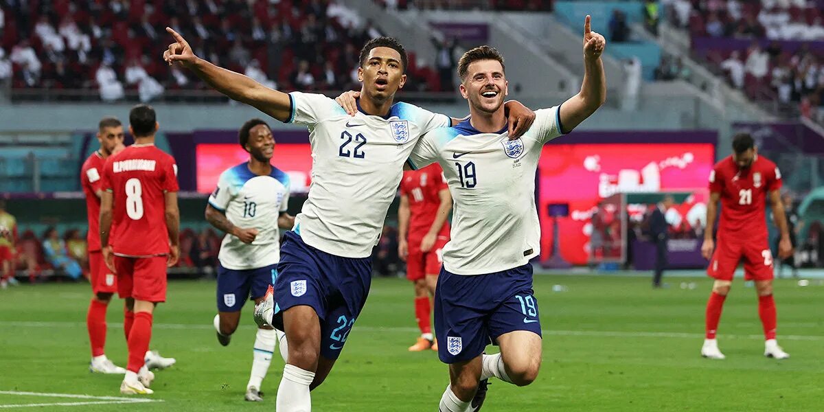 Сборная сша по футболу 2022. Сборная сша чемпионат. Футболистка сборной сша 13 номер. Сборная сша чемпионат. Празднование футболистов.