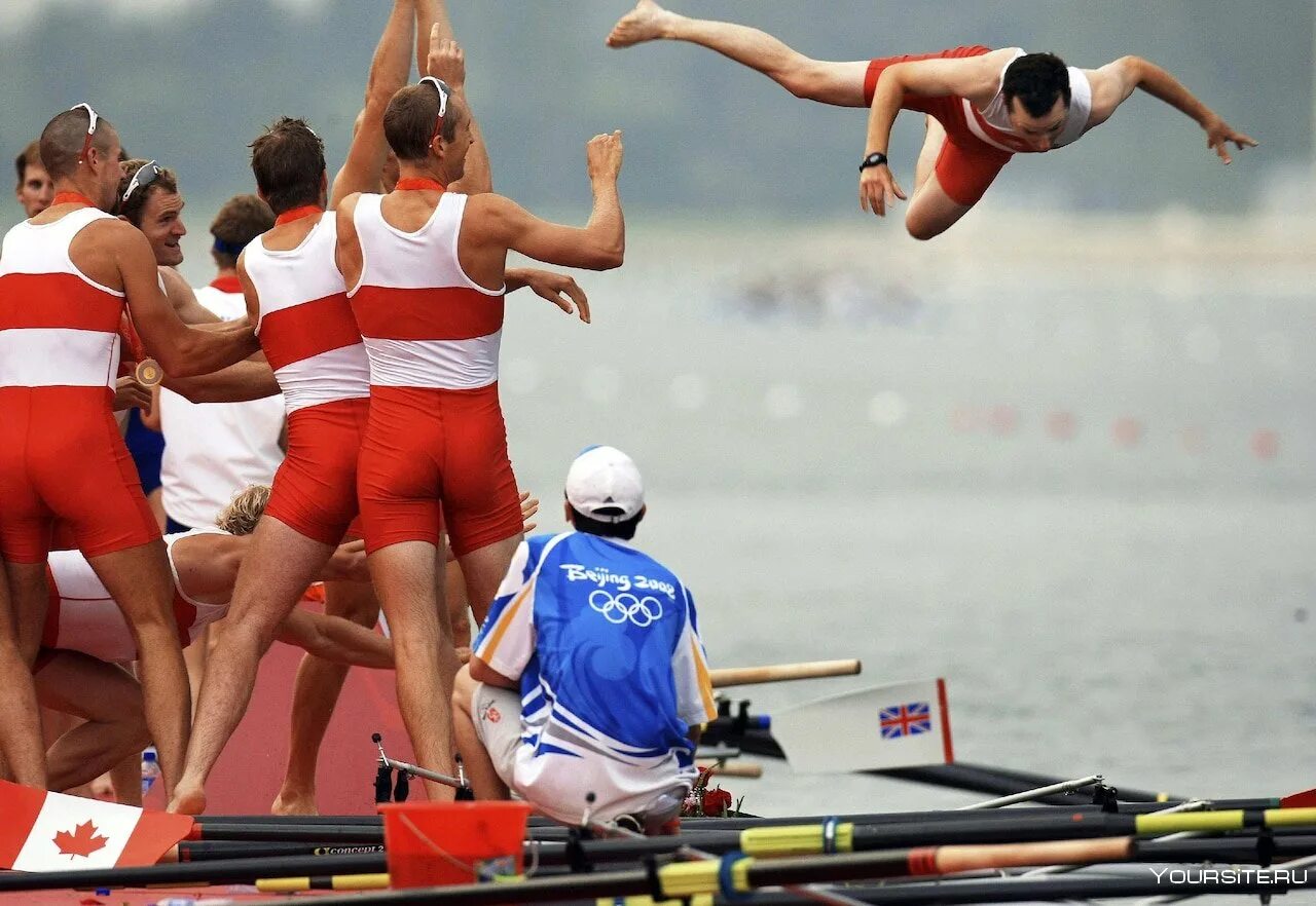 Спортсмен случайное. Курьезы в спорте. Веселые моменты в спорте. Спортивные приколы. Забавные моменты в спорте.