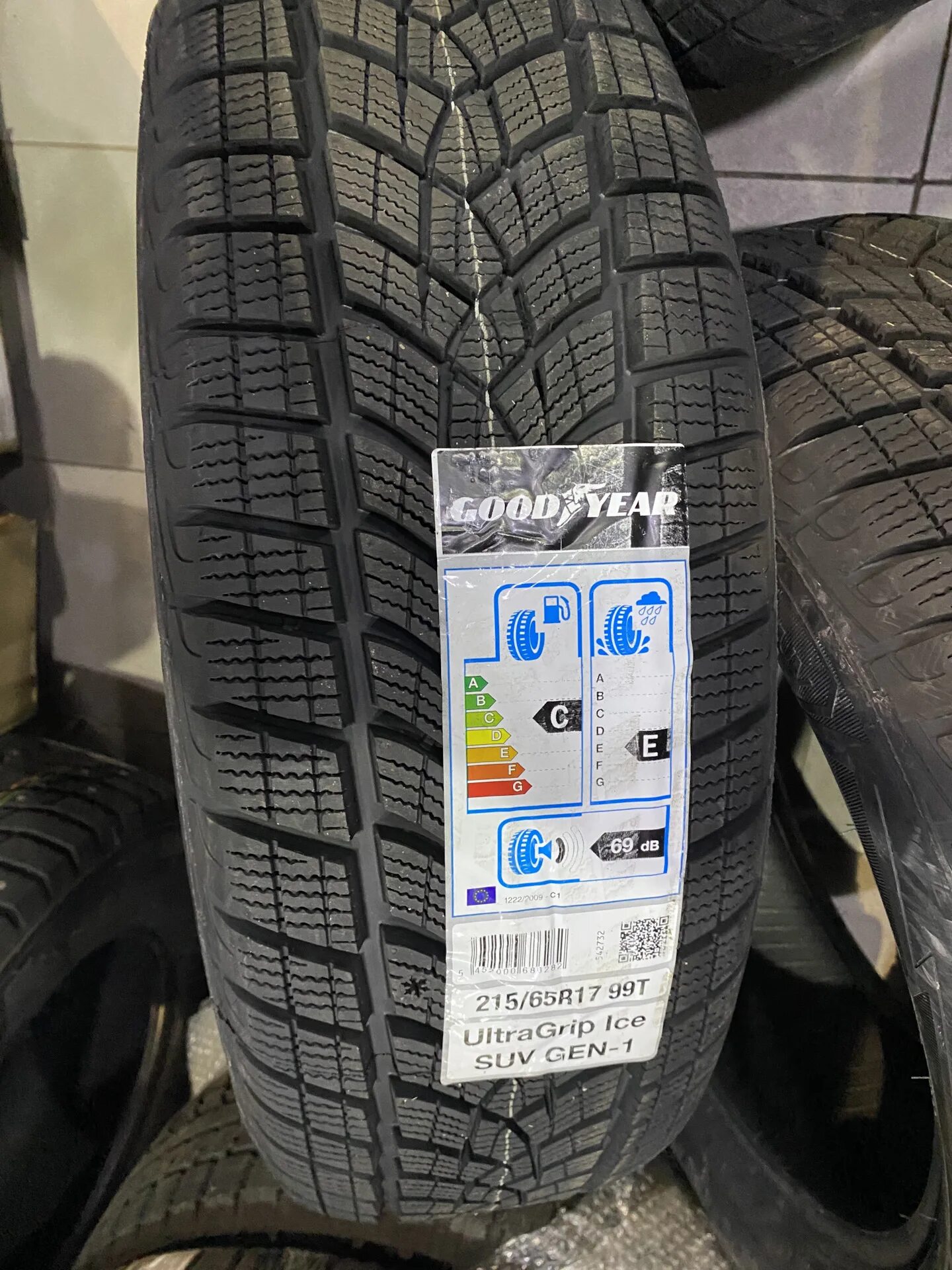 Goodyear ultragrip ice arctic suv 255/65 r17 110t. Goodyear ultragrip performance suv gen-1 215/65r17 99v. Goodyear ultragrip ice suv 215/60 r17 drive. Goodyear ultragrip performance gen-1. Goodyear ultragrip ice suv gen-1.