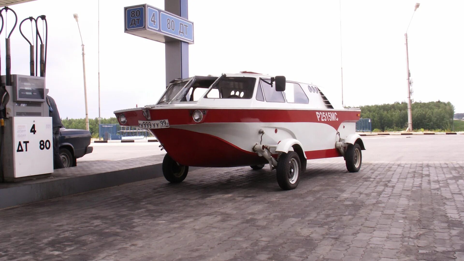 Газ 46 амфибия. Автомобиль амфибия тритон. Вездеход тритон. Бегалет тритон. Автомобиль тритон ссср.