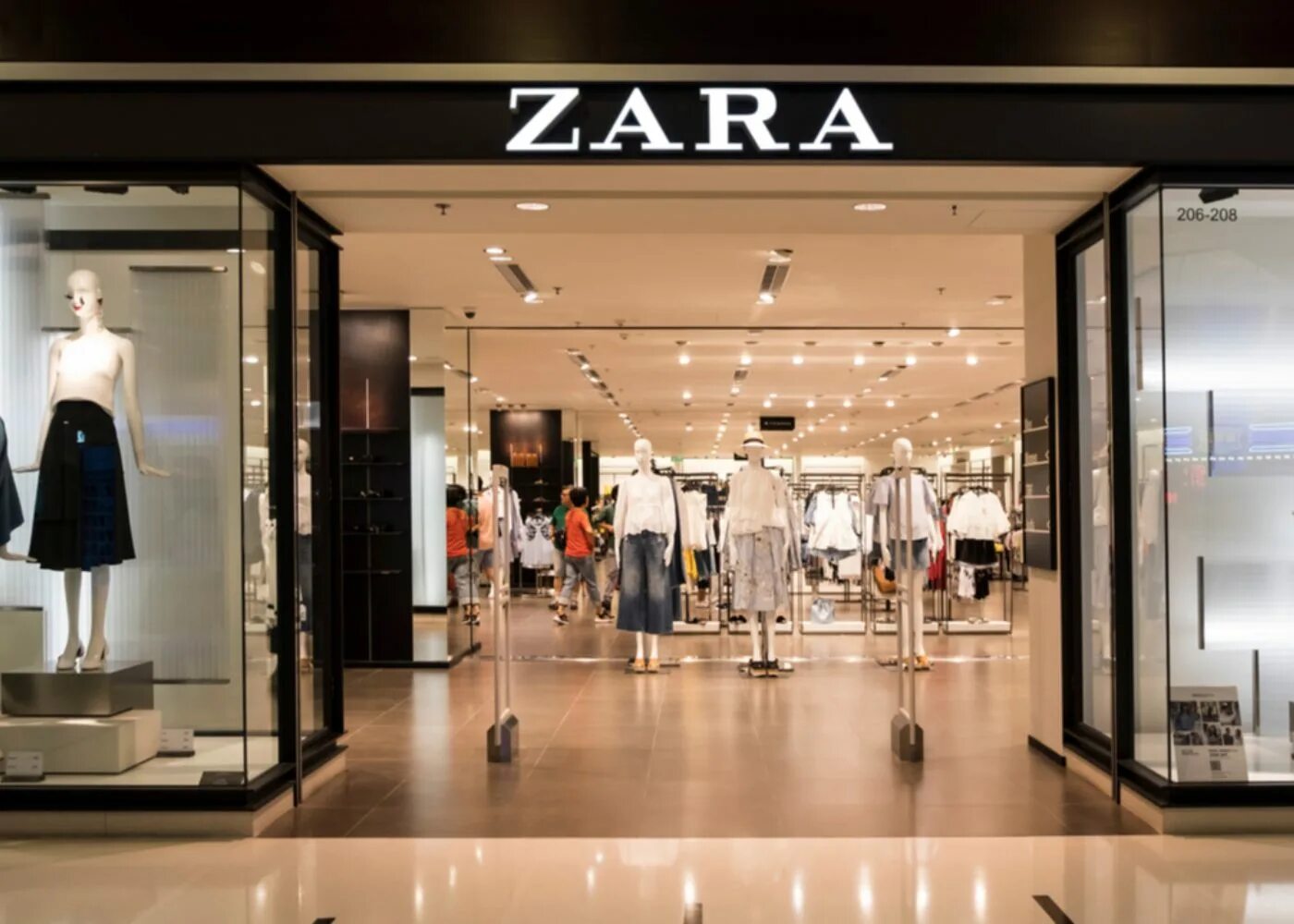 Zara как называется. Zara компании испании. zara магазин одежды.